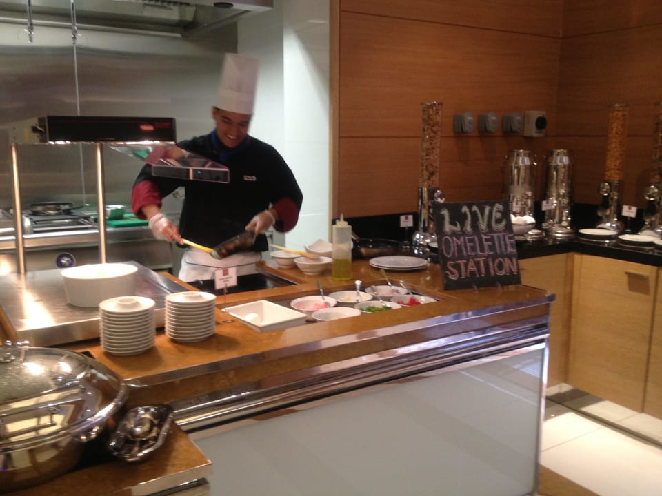 Restaurant & Büffet Delta Hotels by Marriott Jumeirah Beach