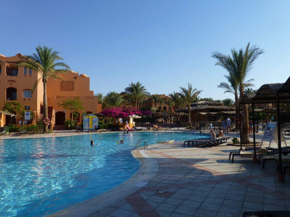 Familienpool Jaz Makadi Oasis Resort