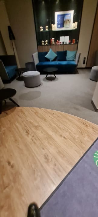 Lobby H+ Hotel Köln Hürth