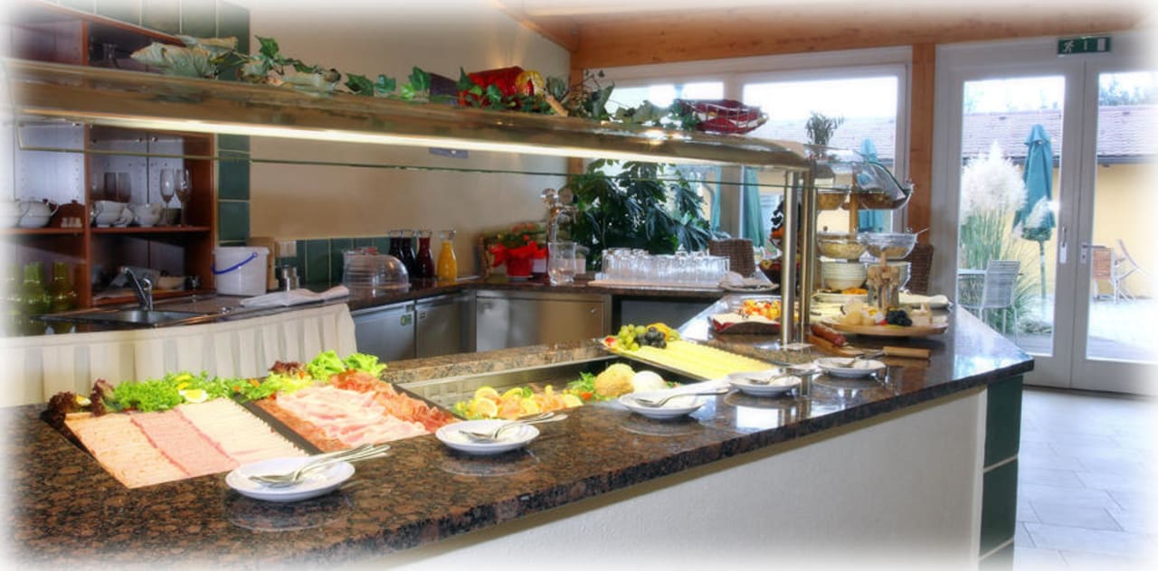 Frühstücksbuffet! Brennerei- und Wellnesshotel Lagler