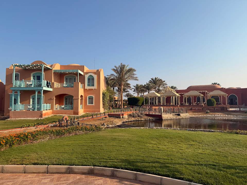 Außenansicht Radisson Blu Resort, El Quseir