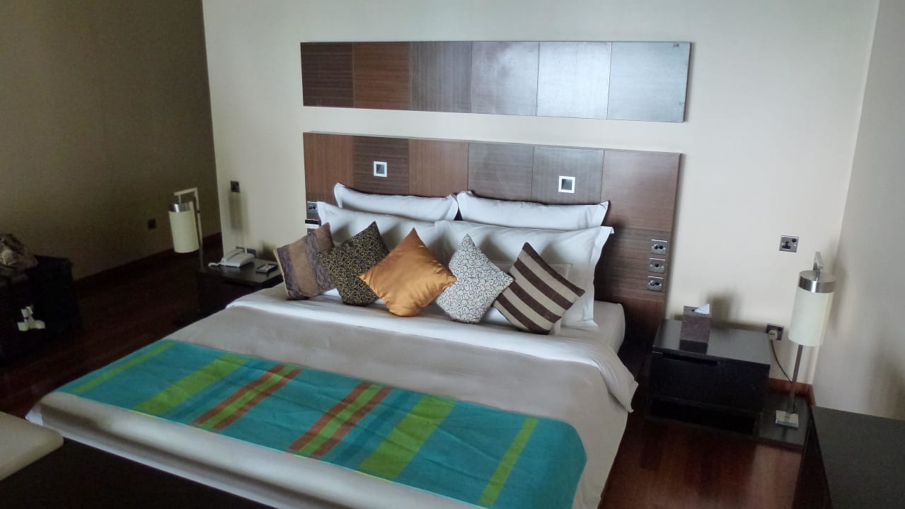 Jacuzzi Beach Villa Veligandu Maldives Resort Island