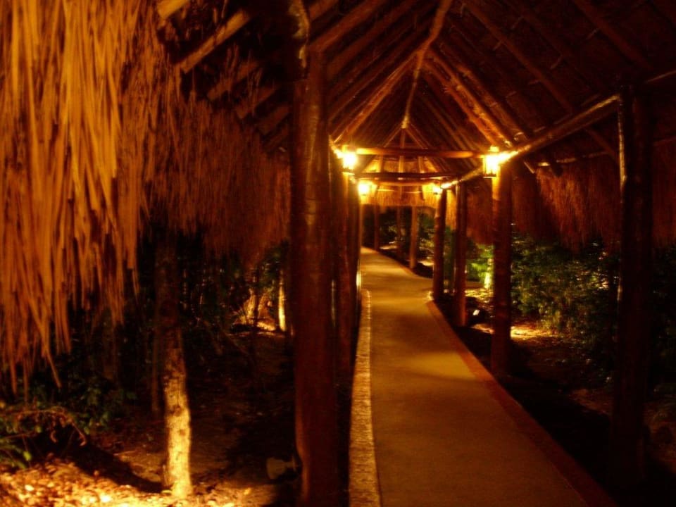 Wege durch das Resort 2 Grand Palladium Select White Sand Resort & Spa