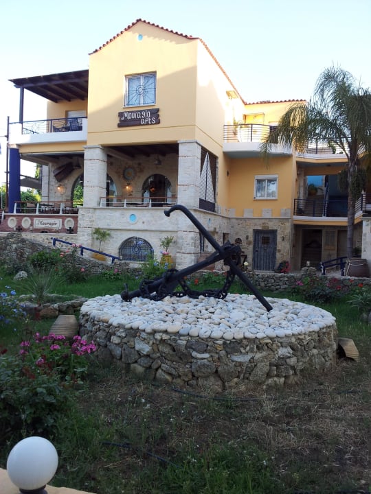 Das Appartmenthaus mit Garten Mouragio Apartments