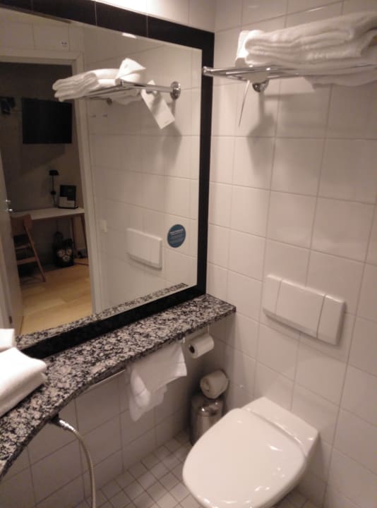 Zimmer Scandic Helsinki Aviapolis