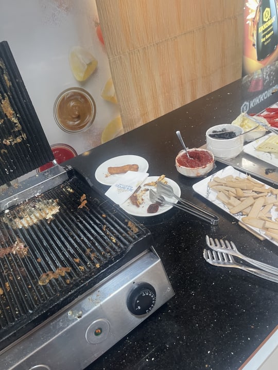 Gastro Side Prenses Resort & Spa