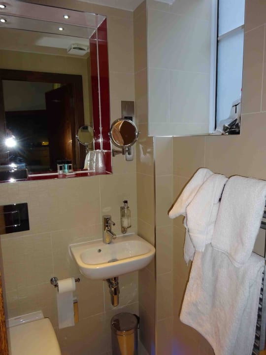 Kleines, aber neues Bad 1 Seraphine Hammersmith