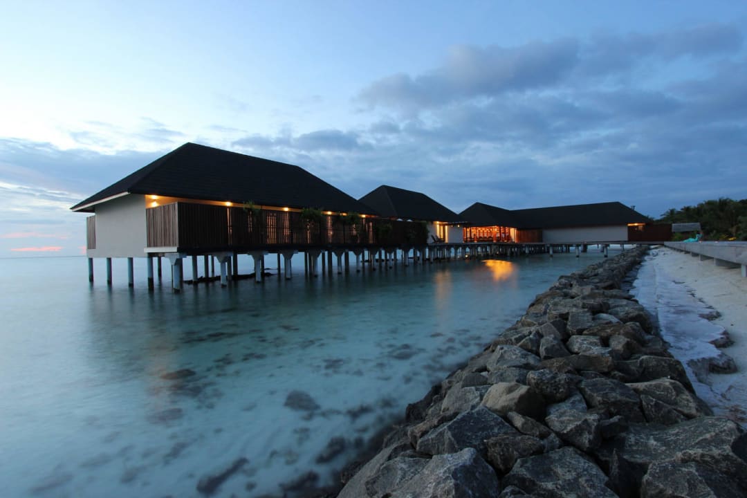 Overwater Restaurant und Spa Summer Island Maldives