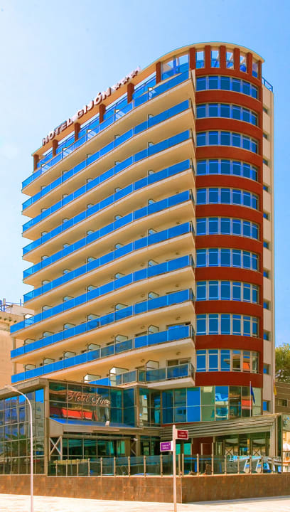 Außenansicht Hotel Gijón Gandia