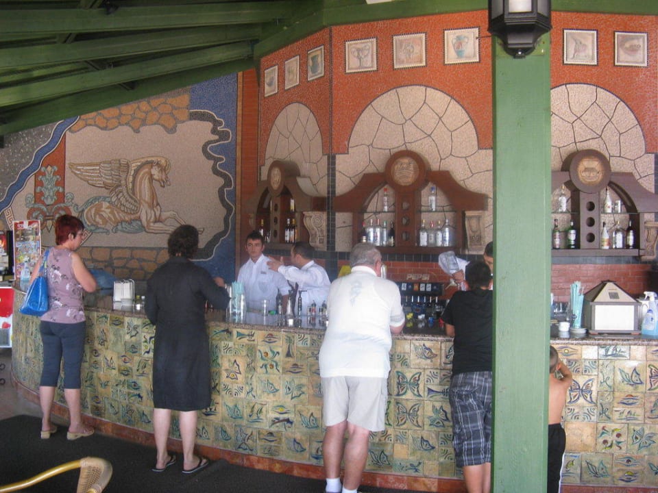 Poolbar Papillon Belvil