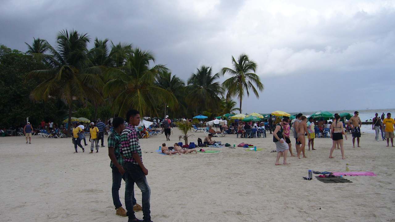 Hotel Strand 02.2012 whala!boca chica