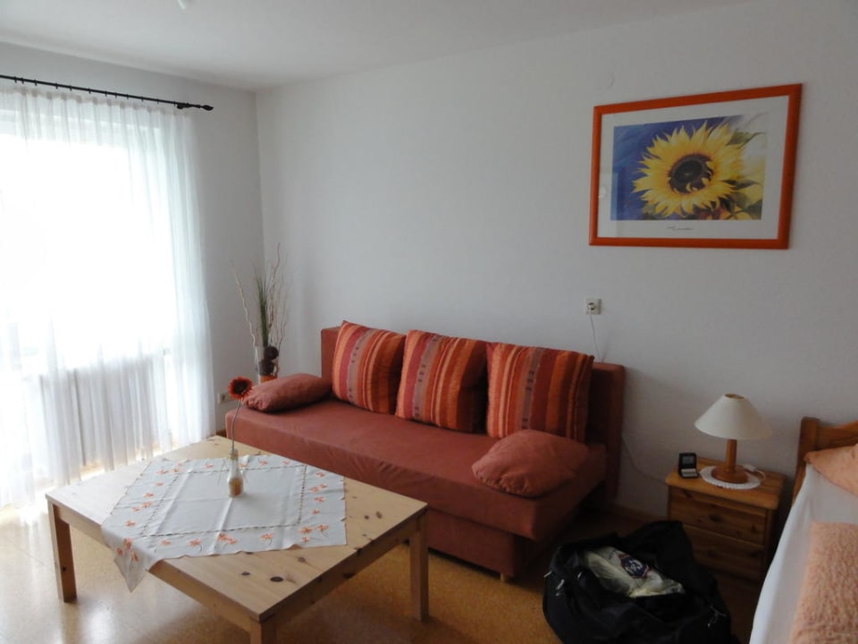 Wohnzimmer Ferienwohnung Gästehaus Marita Sigg
