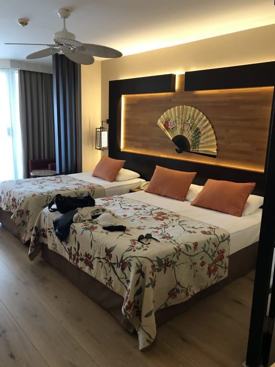 Zimmer Limak Lara Deluxe Hotel & Resort