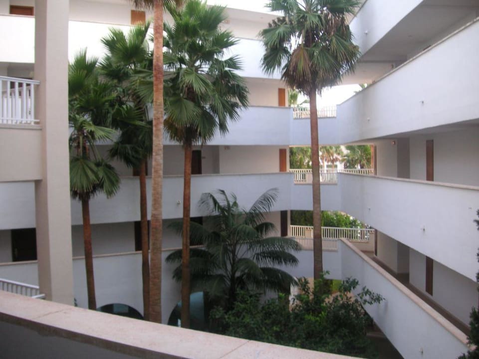 offener Innenhof Protur Safari Park Aparthotel
