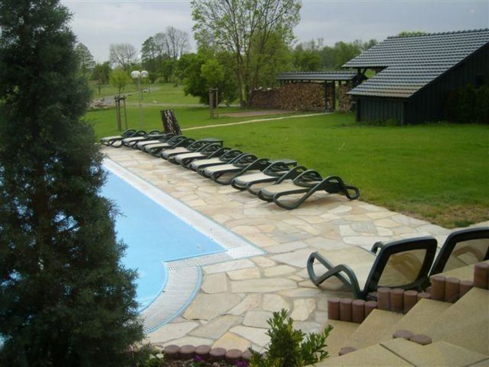 Außenpool Christinenhof & Spa