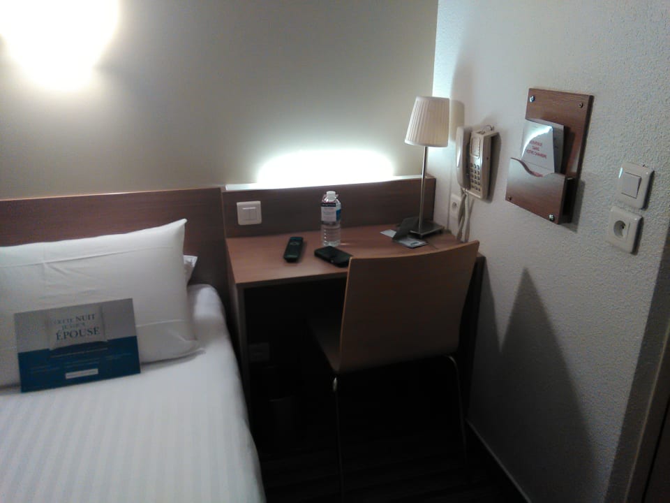 Zimmer Hotel Kyriad Paris 12 Bercy Village