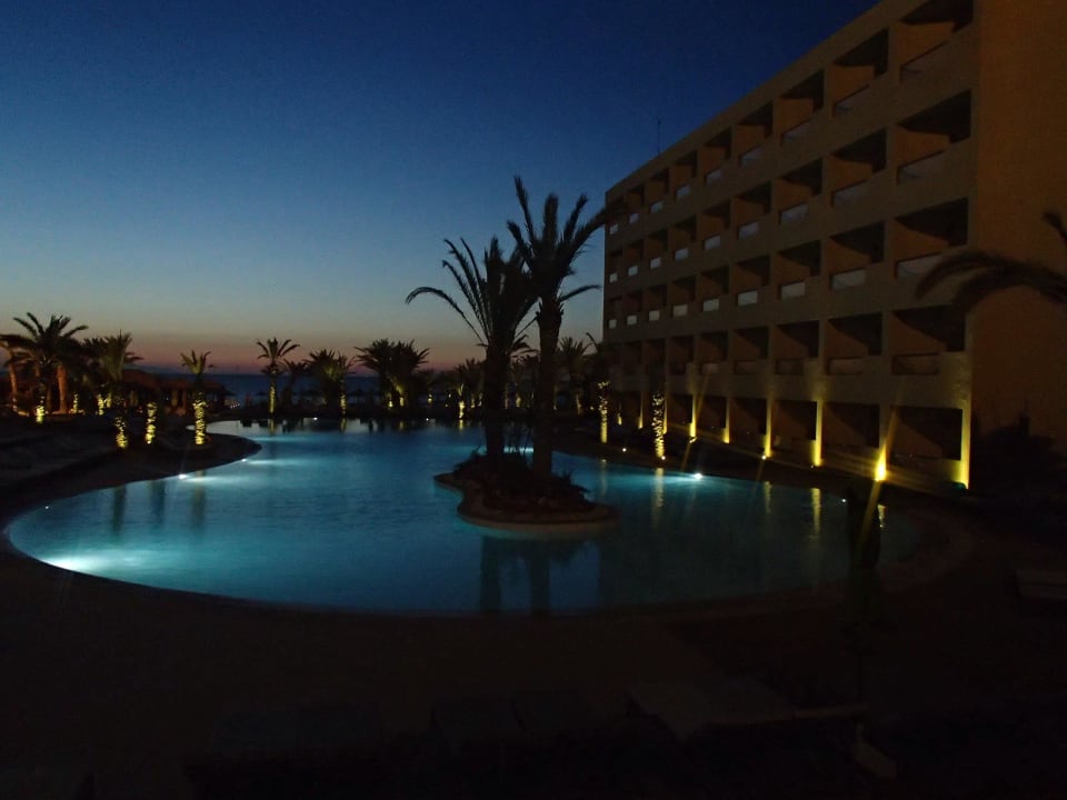 Abendliche Stimmung Hotel Rosa Beach