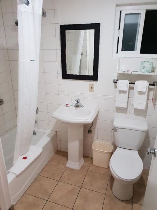 Zimmer Super 8 Motel Culver City Area