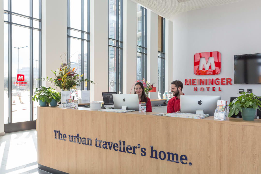 Lobby MEININGER Hotel Amsterdam Amstel