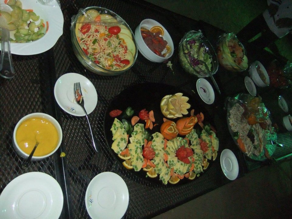 Barbecue - Salat Three Corners Happy Life Beach Resort