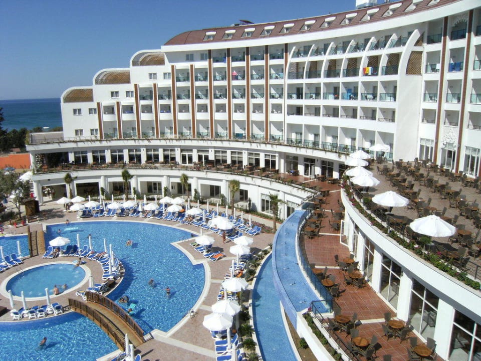 Pool & Hotel Side Prenses Resort & Spa