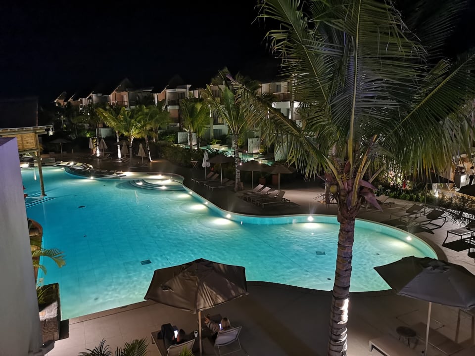 Pool Sunrise Attitude - Adults Only