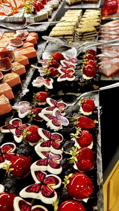 Gastro Seaden Valentine Resort & Spa