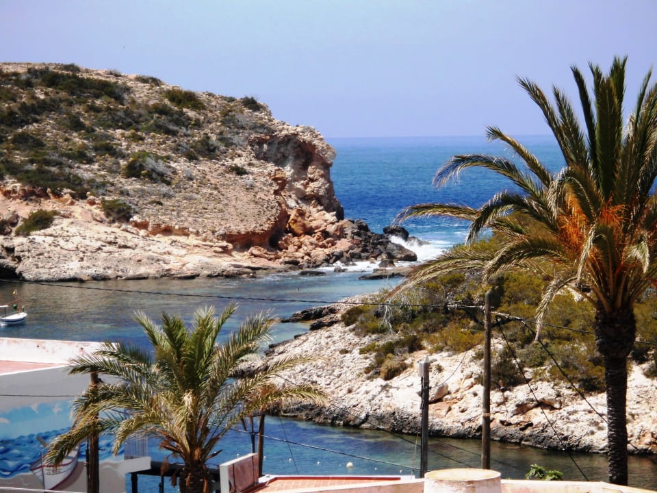 Felsen gegenüber vom Hotel Barceló Portinatx - Adults only