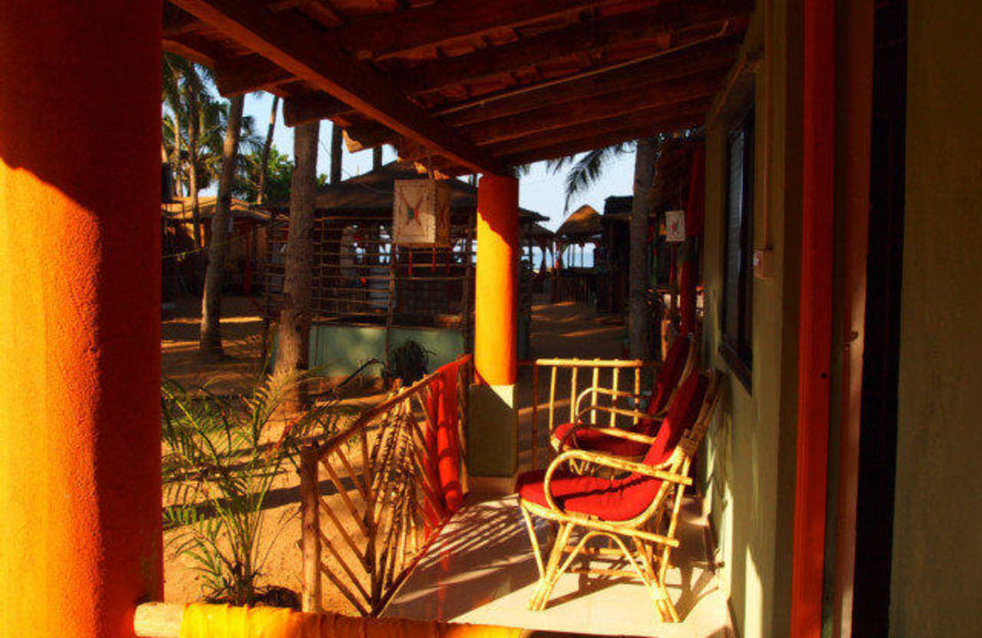 Standard huts outside view Sonho do Mar