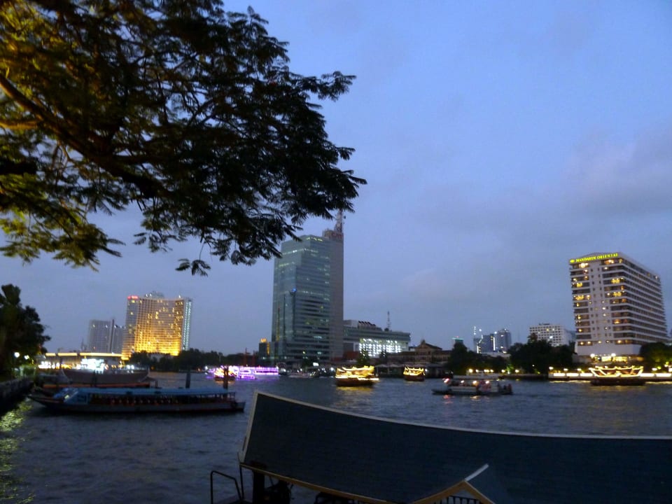 Ausblick Hotel The Peninsula Bangkok