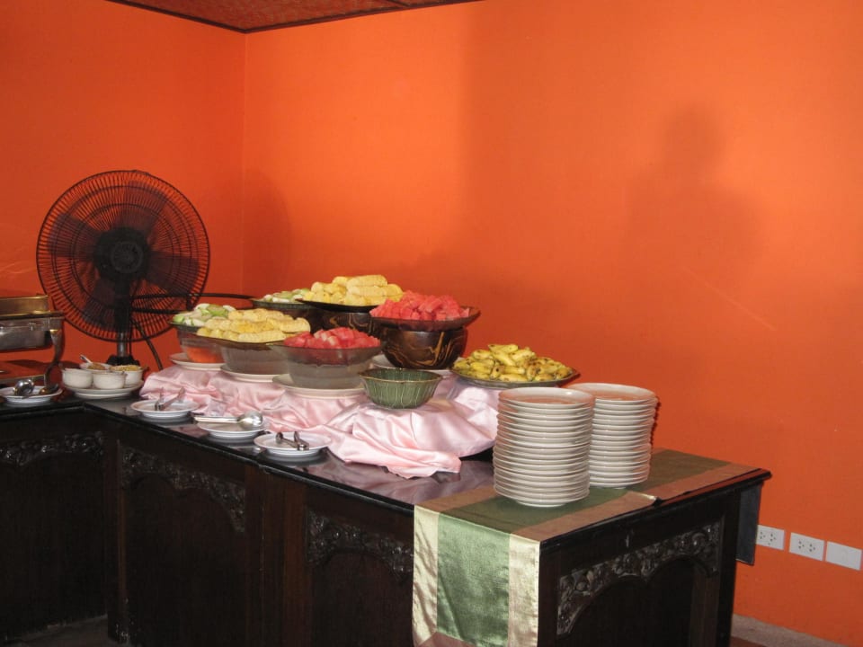 Frühstück The Fair House Beach Resort