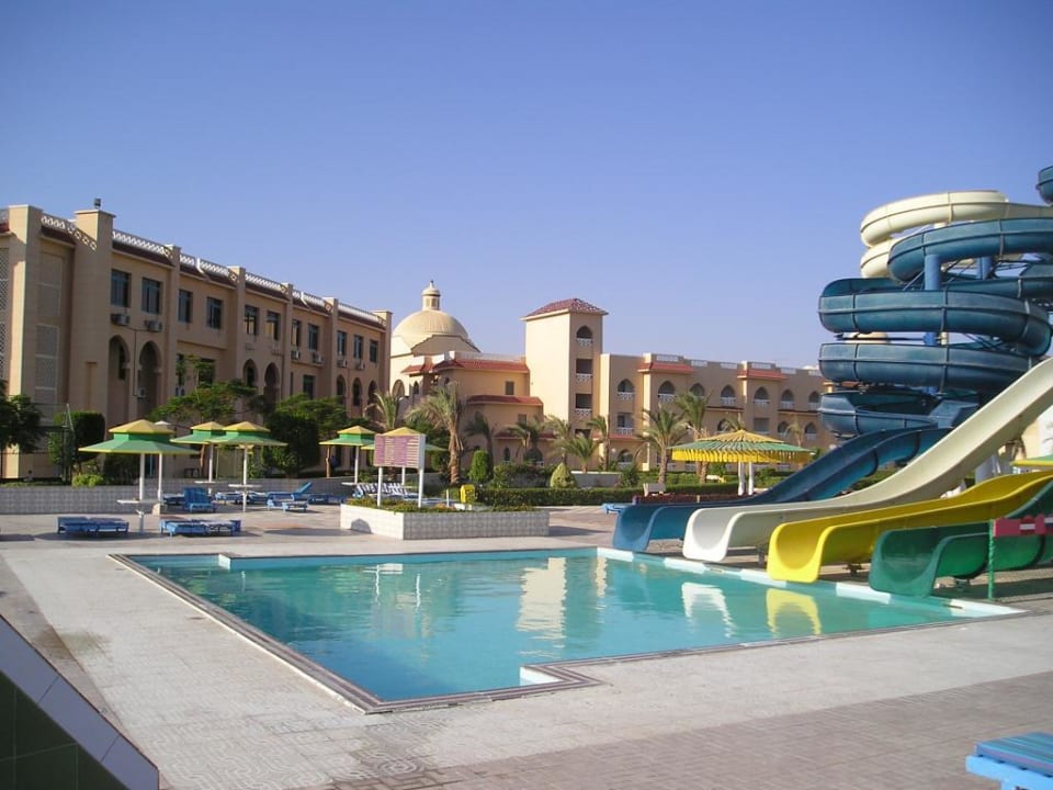 Rutschen bei  Albatros Resort / Family / Aquablue Pickalbatros Aqua Park Resort - Hurghada