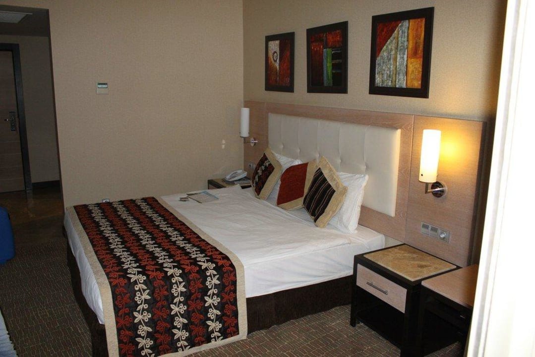Bett Long Beach Alanya