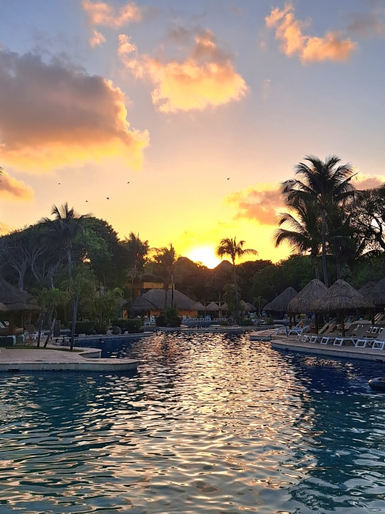 Pool Iberostar Waves Quetzal