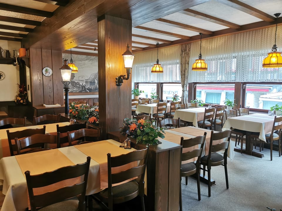 Gastro Hotel zu den Burgen