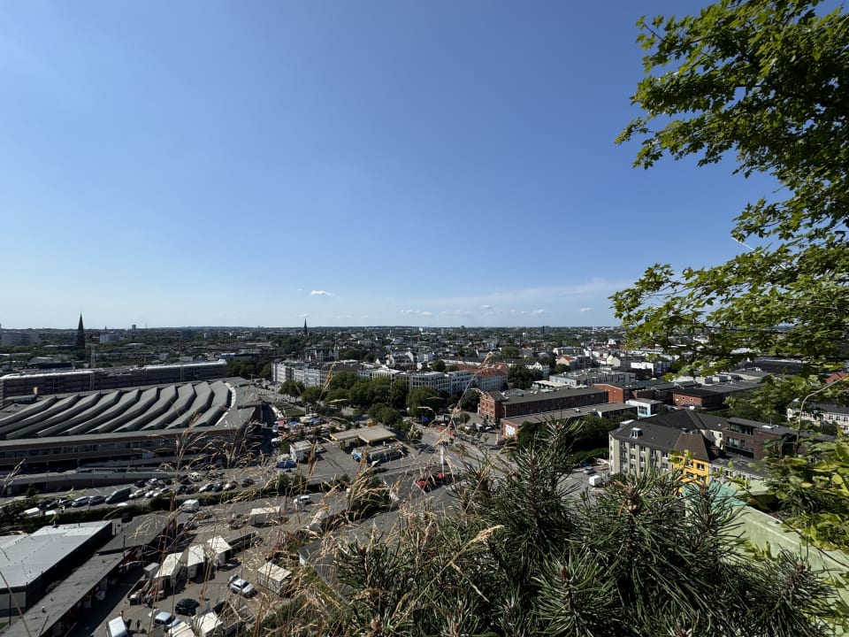 Ausblick REVERB by Hard Rock Hamburg
