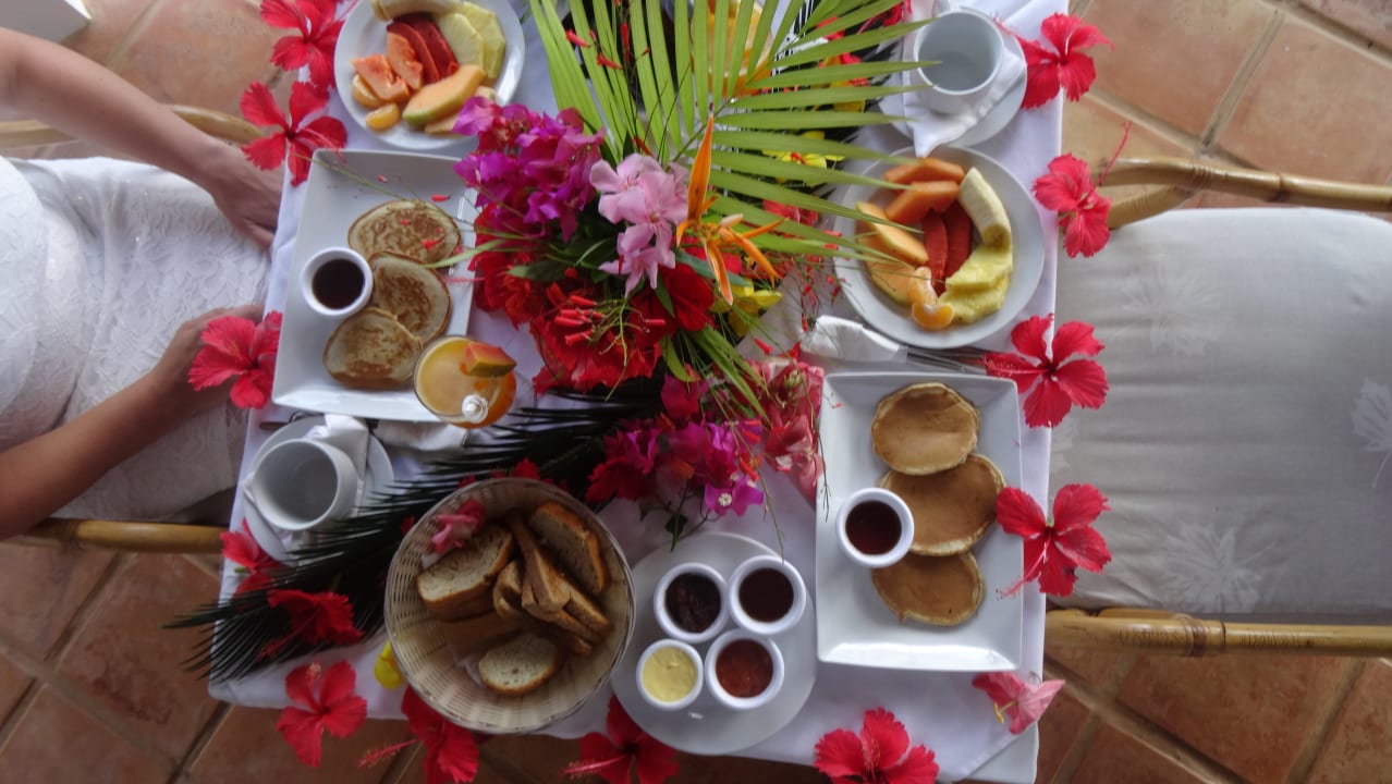 Symbolisches Hochzeitsfrühstück Villa Serena