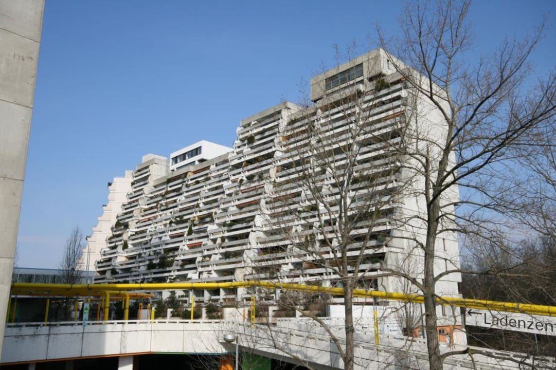 Teil vom olympischen Dorf Arthotel ANA im Olympiapark