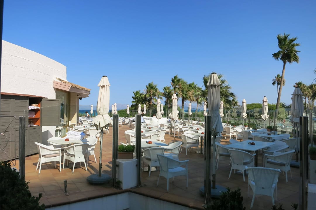 Terrasse für Frühstück / Abendessen Playa Esperanza Resort