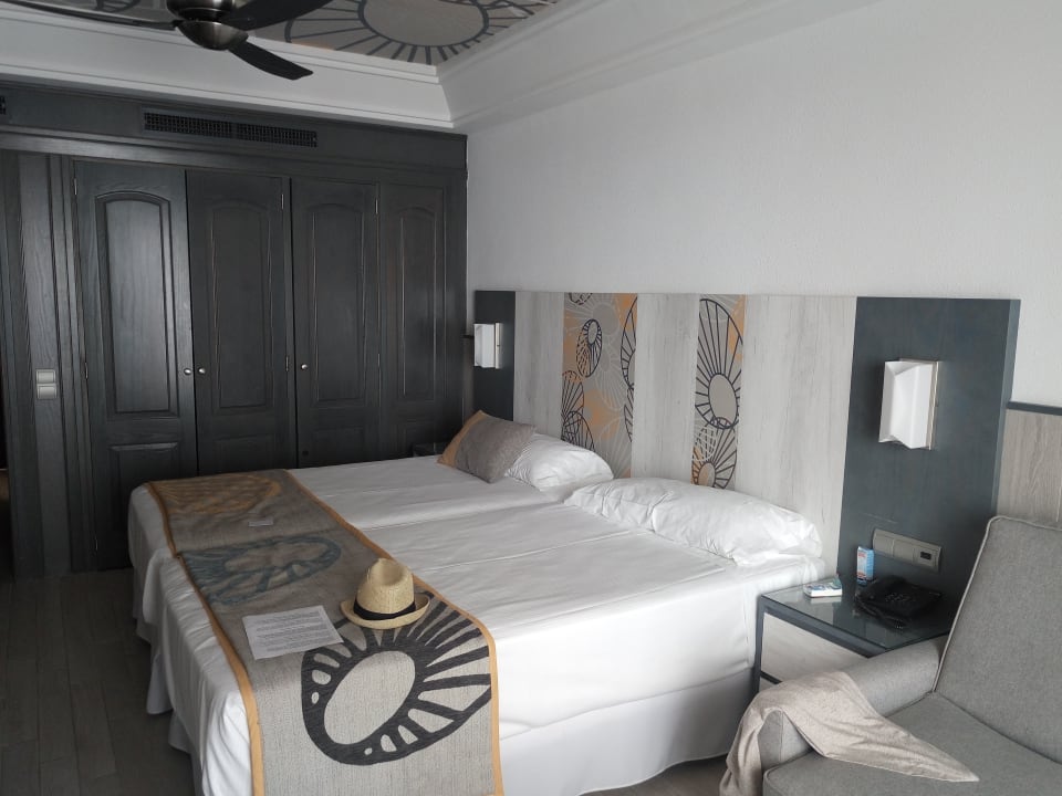 Zimmer Hotel Riu Chiclana
