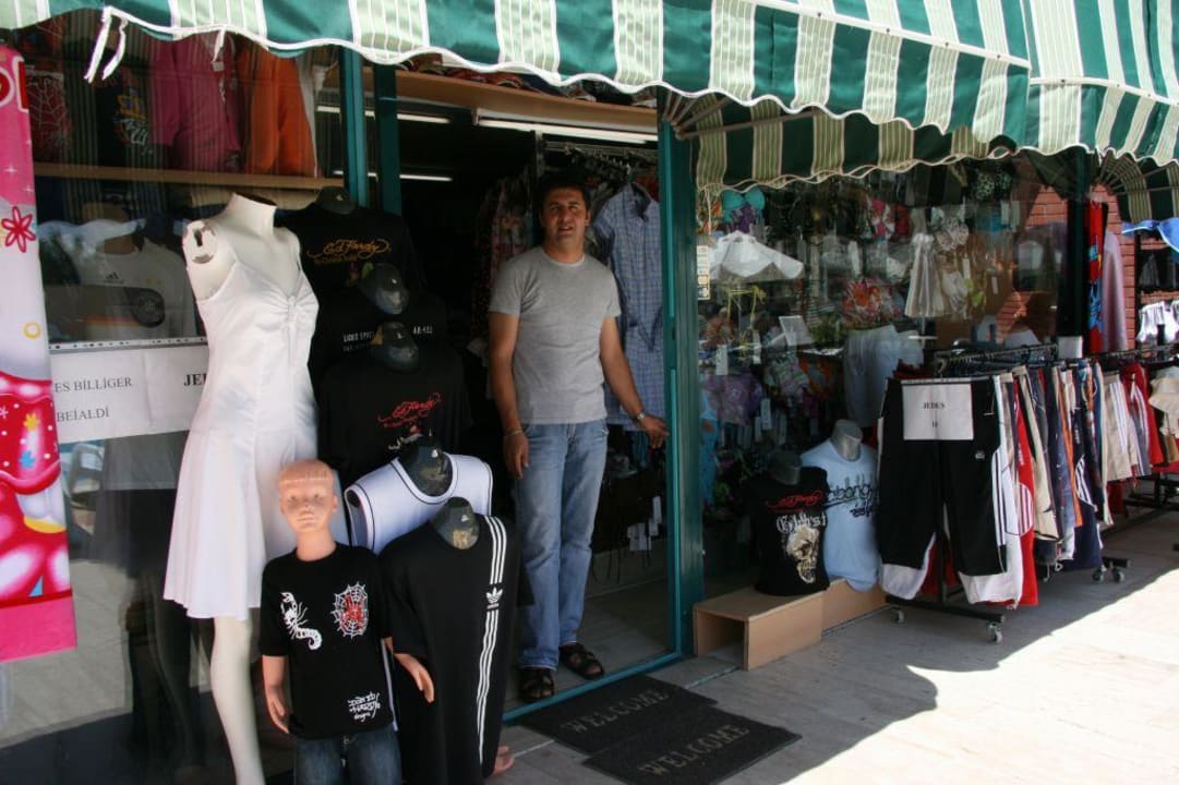 Textilgeschäft am Ruhepool Grand Seker Hotel