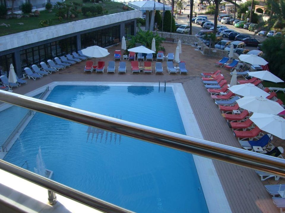 Blick vom Balkon mit Meerblick Hotel Serrano Palace