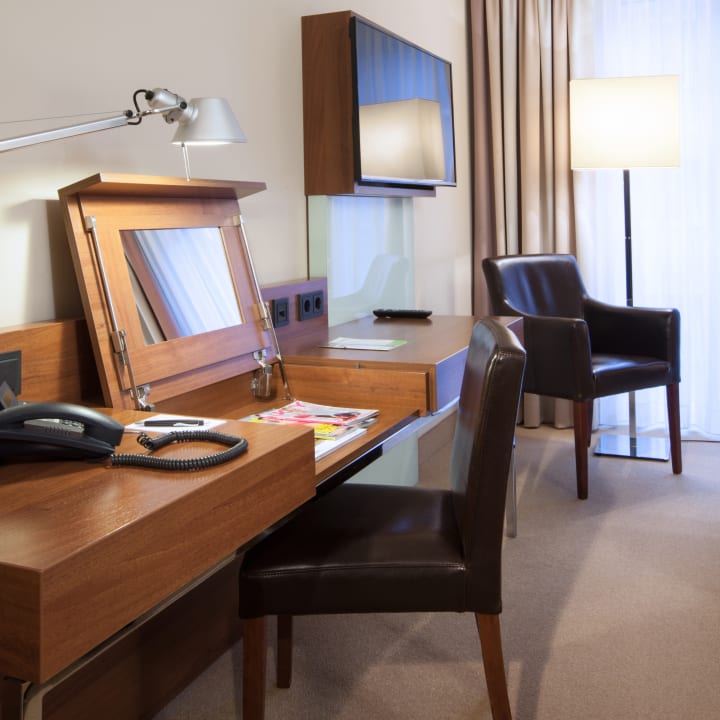 Zimmer Lindner Hotel Hamburg Am Michel, part of JdV by Hyatt