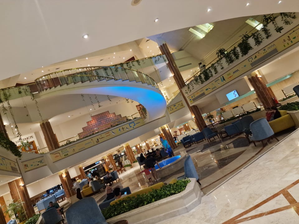 Lobby Pharaoh Azur Resort