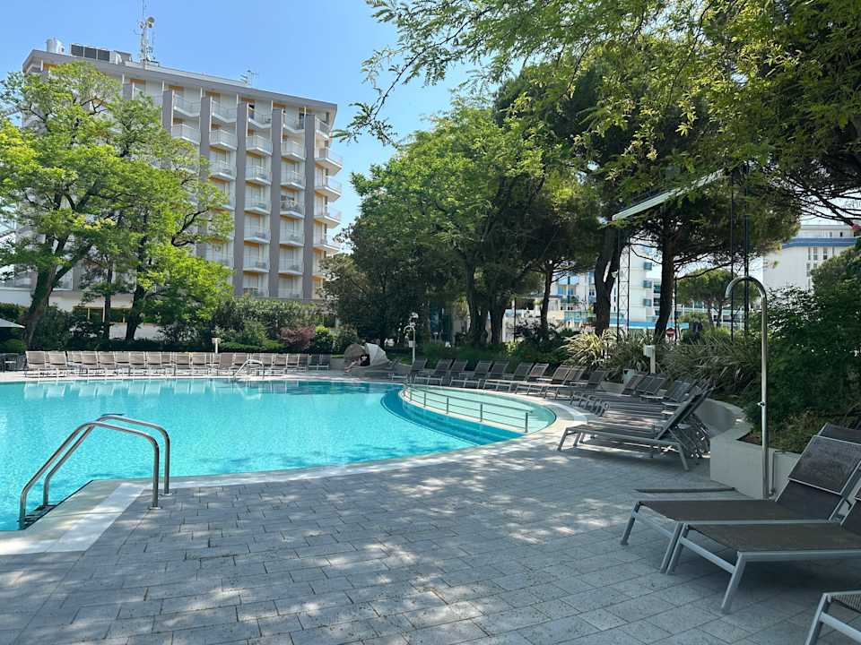 Pool Residence Serenissima