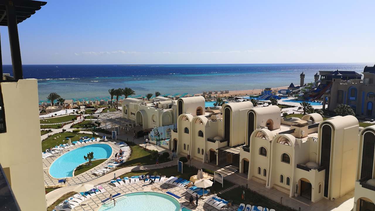 Strand Gravity Hotel & Aquapark Sahl Hasheesh