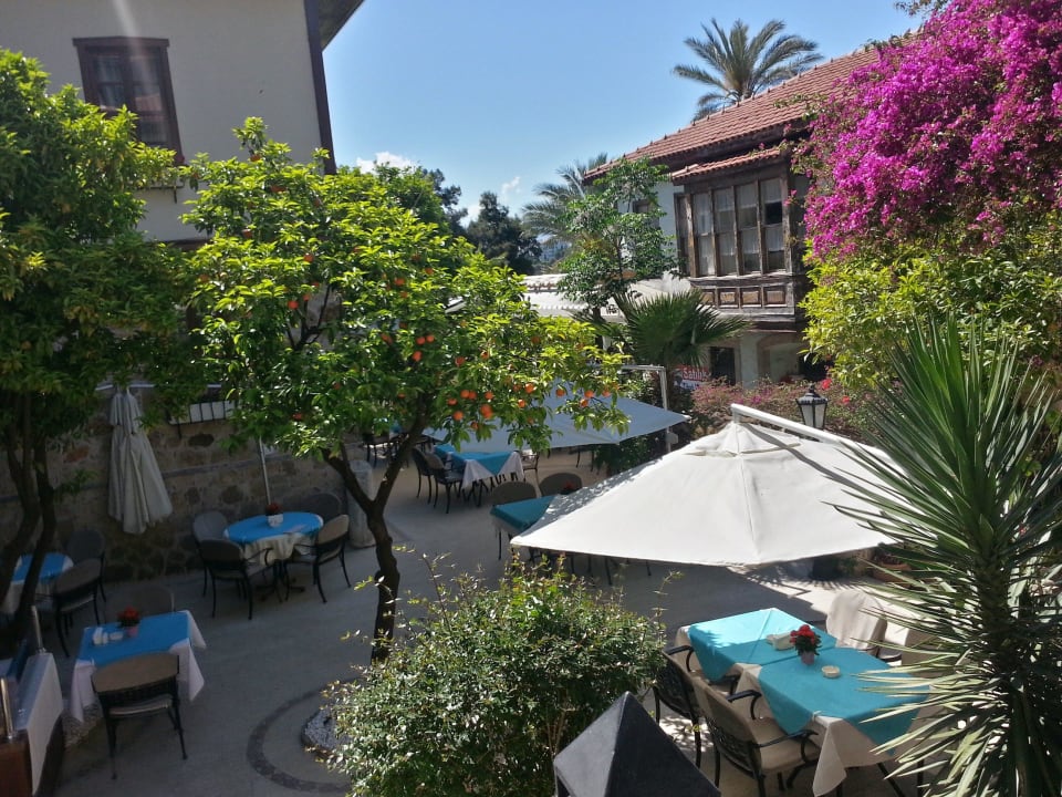 Untere Terrasse Dogan Hotel by Prana Hotels & Resorts