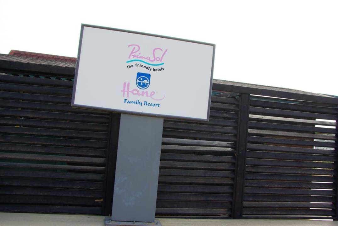 Strandbar Hane Family Resort