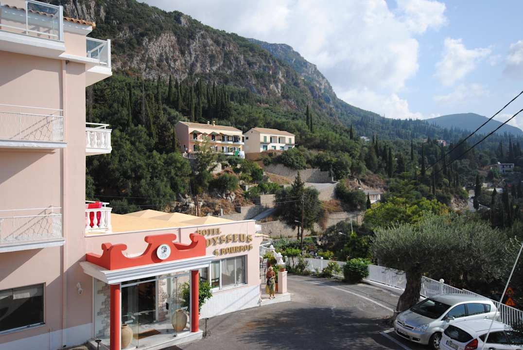 Hoteleingang Odysseus Hotel