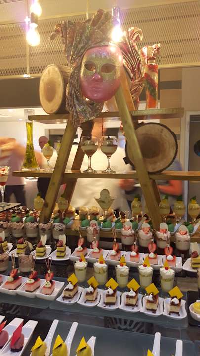 Gastro Acanthus Cennet Barut Collection